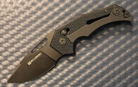 Mikkel Willumsen model Red E axislock foldekniv med dyb lommeclip