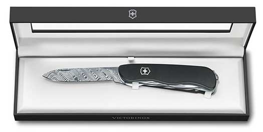 Victorinox 2017 Årgangskniv, damaskus knivblad, 0.8501.J17 Limited Edition 2017