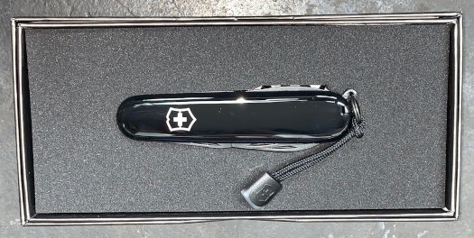 Victorinox Spartan Onyx 1.3603.31P Foldekniv med sorte detaljer