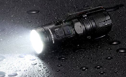 NiteCore EC11 i Regn