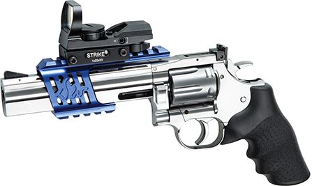 Dan Wesson 715 revolver med chromefarvet overflade