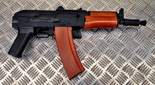 Kalashnikov AK 74 u SI120912_