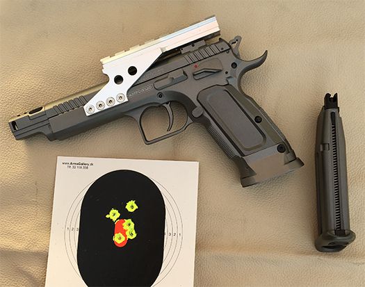 Tanfoglio Gold Custom Eric Grauffel softairgun 6 mm BB specialmodel