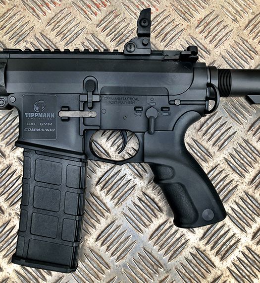 Tippmann Commando 6 mm BB AEG